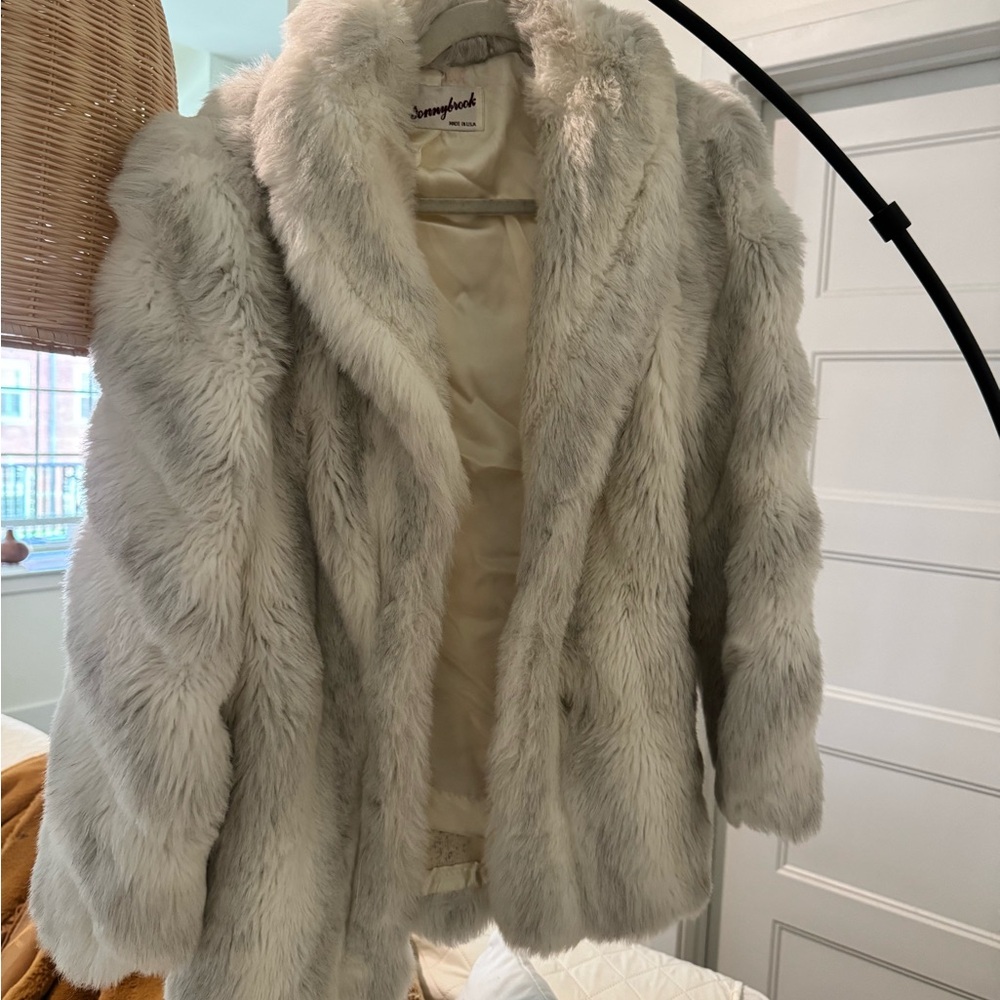 Women's Donnybrook authentic Fur Coat